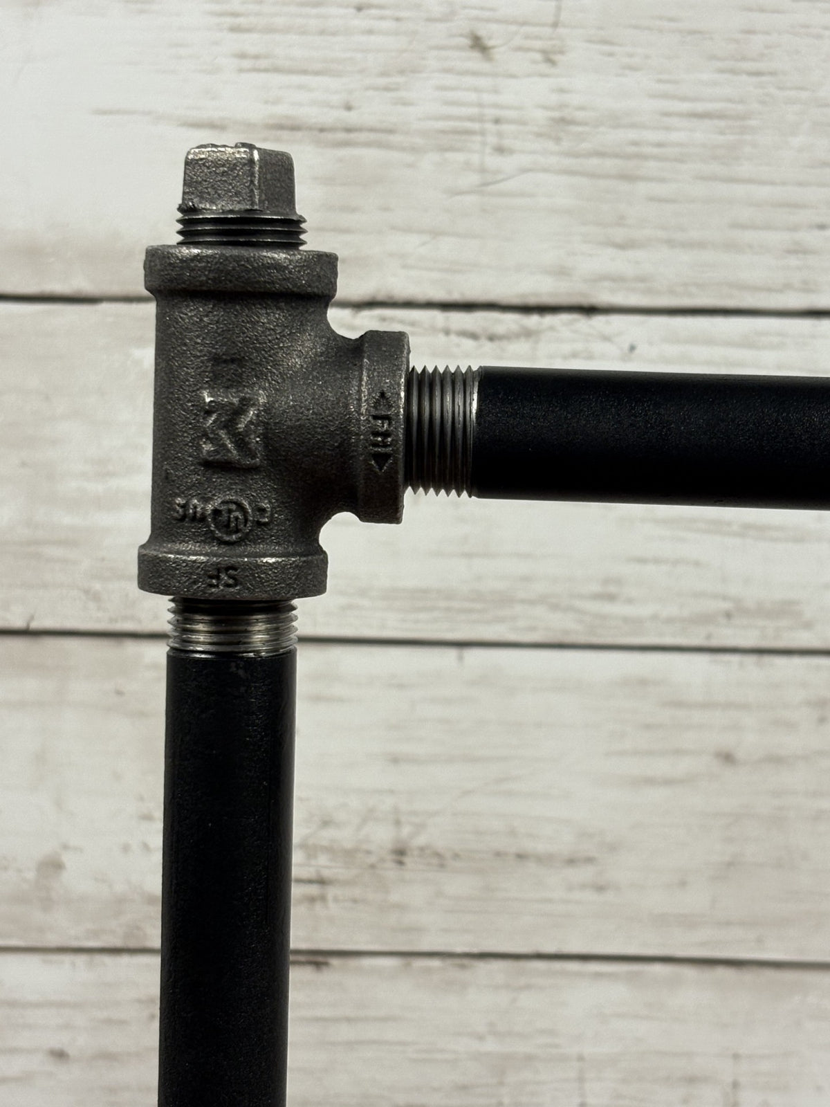 Black Iron Pipe Freestanding Hand Towel Holder