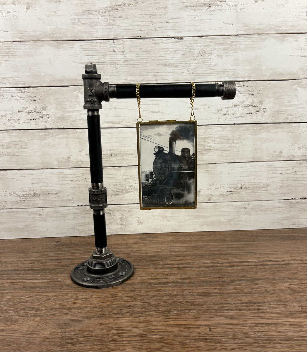 Black Iron Pipe 4x6 Picture Frame Display Stand